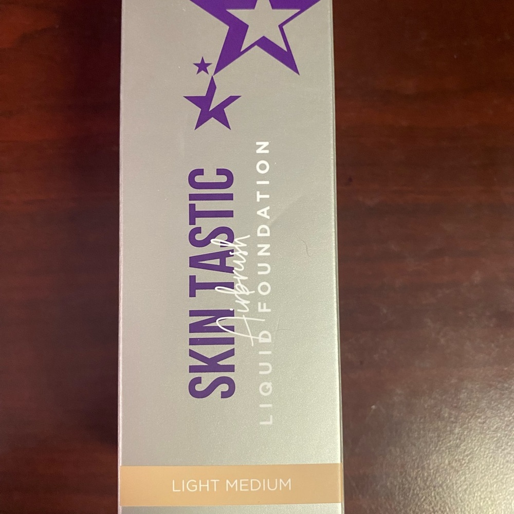 Cream Skincare Foundation for a Flawless Finish